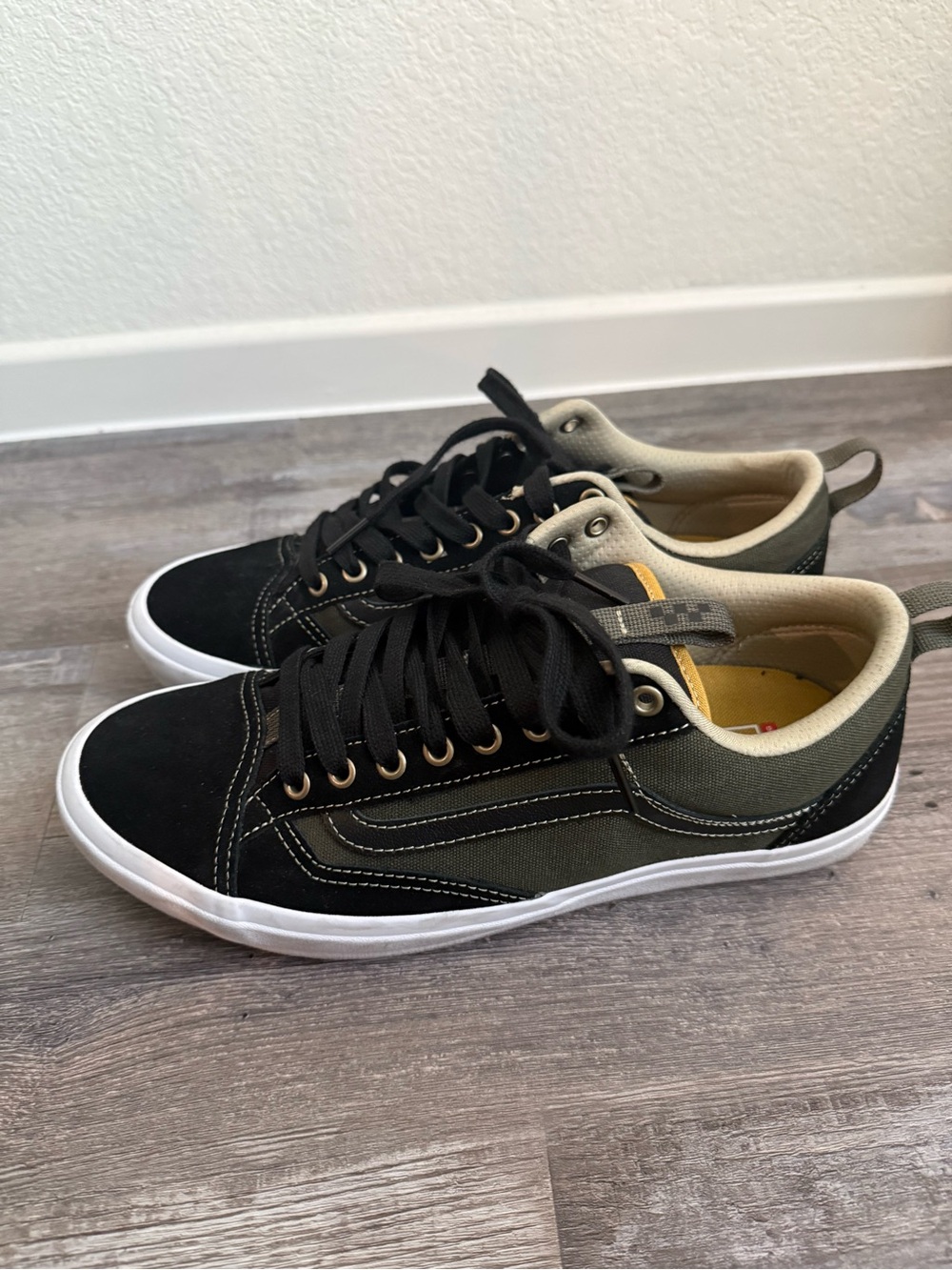 Vans Old Skool 36 Shoes Men Size 11 Black Green Skate Sneakers - Picture 3 of 10